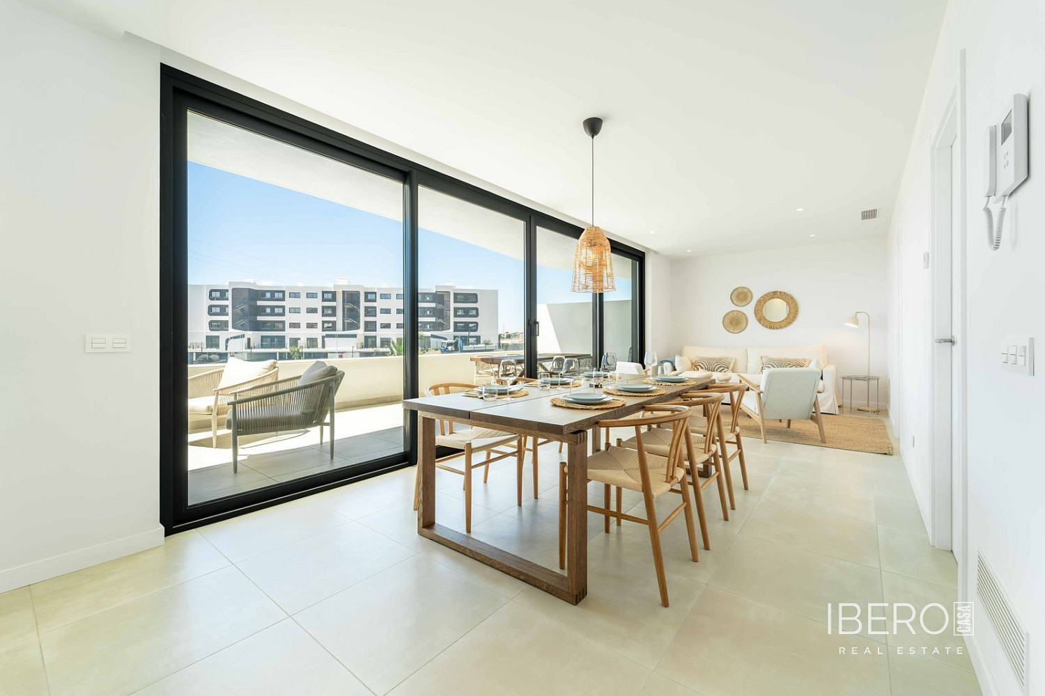 Prodej bytu 3+kk 76 m² – pohled 3
