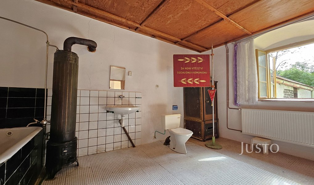 Prodej domu 363 m² s pozemkem 3 244 m², Prachatice – náhled fotky 7