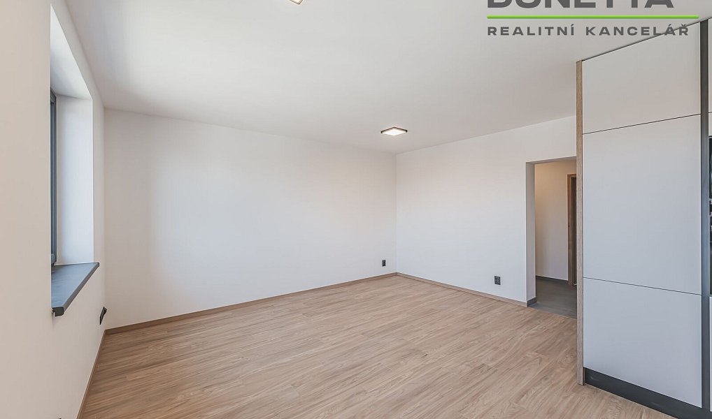 Pronájem bytu 2+kk 52 m², Hradec Králové – náhled fotky 6