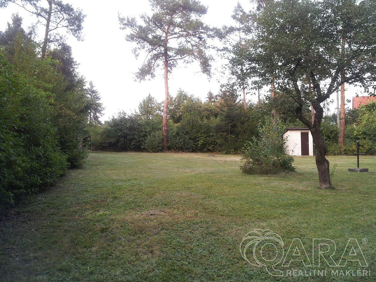 Prodej stavebního pozemku 1 311 m² – fotografie 4