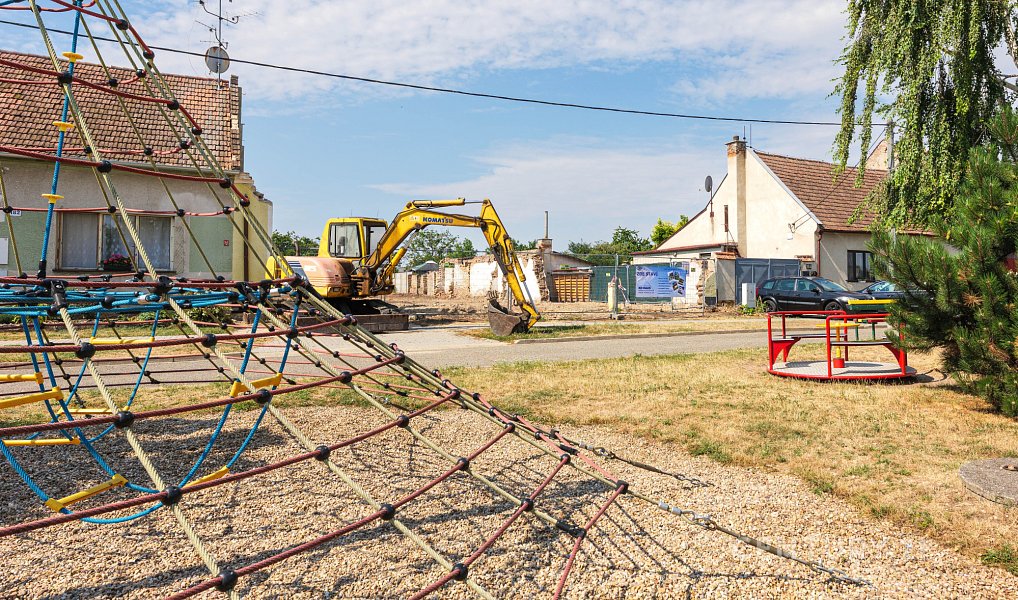 Prodej bytu 2+kk 40 m², Bulhary – náhled fotky 9