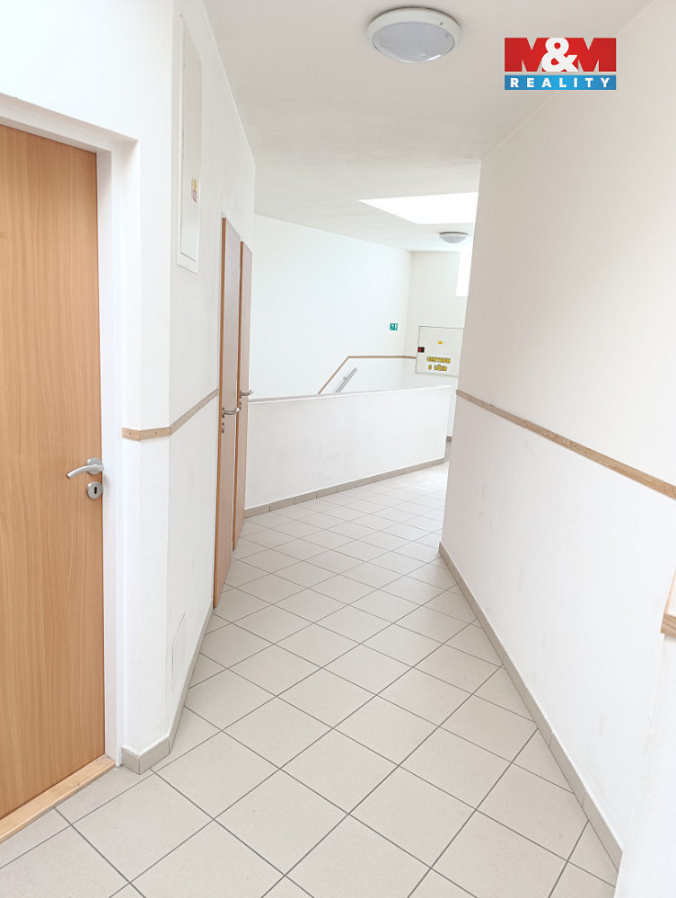 Pronájem obchodních prostor 26 m² – fotografie 5