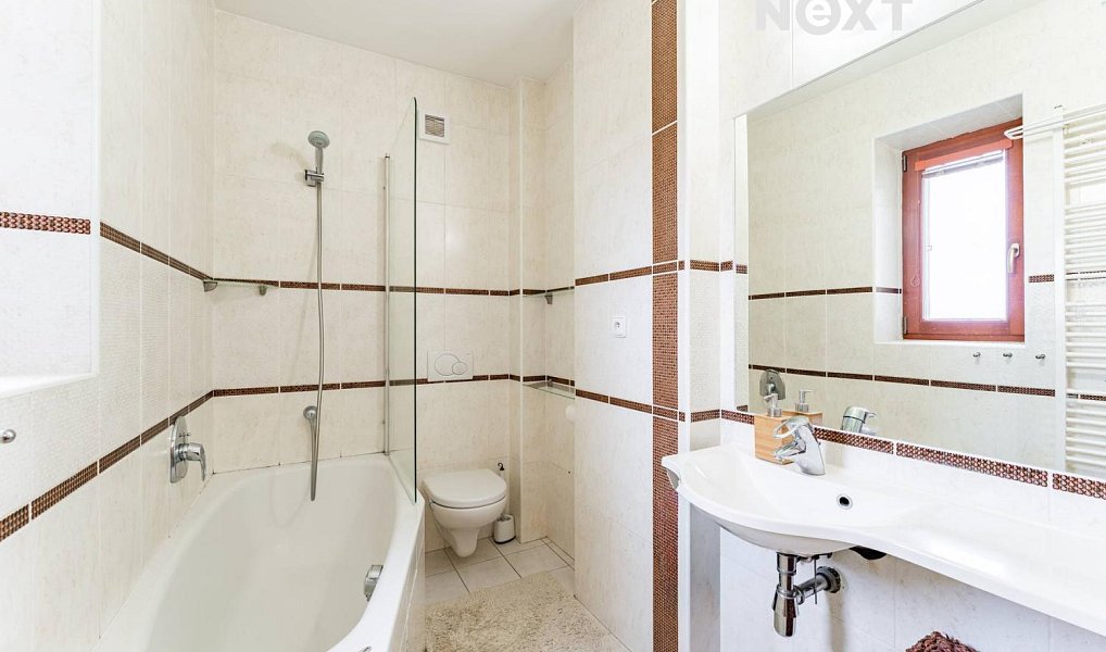 Prodej domu 150 m² s pozemkem 1 668 m², Zvole – náhled fotky 7