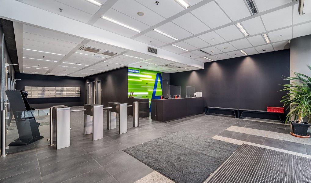 Pronájem kanceláře 303 m², Hovorčovice – náhled fotky 2