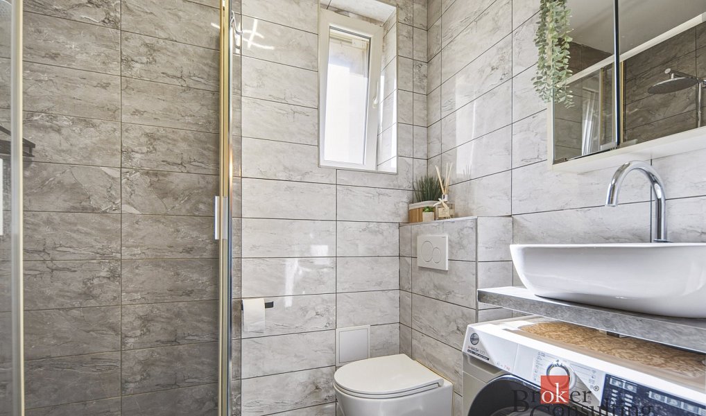 Prodej bytu 1+1 59 m², Hradec Králové – náhled fotky 6