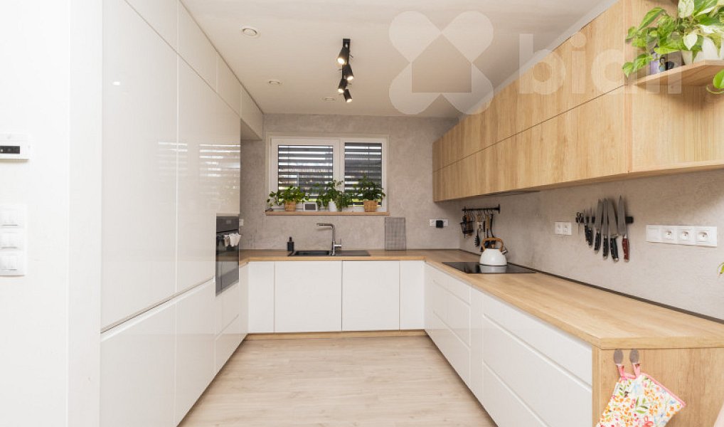 Prodej domu 116 m² s pozemkem 807 m², Hlásnice – náhled fotky 8