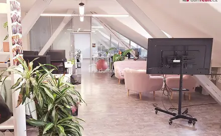 Pronájem kanceláře 120 m², Drtinova, Praha 5 - Smíchov