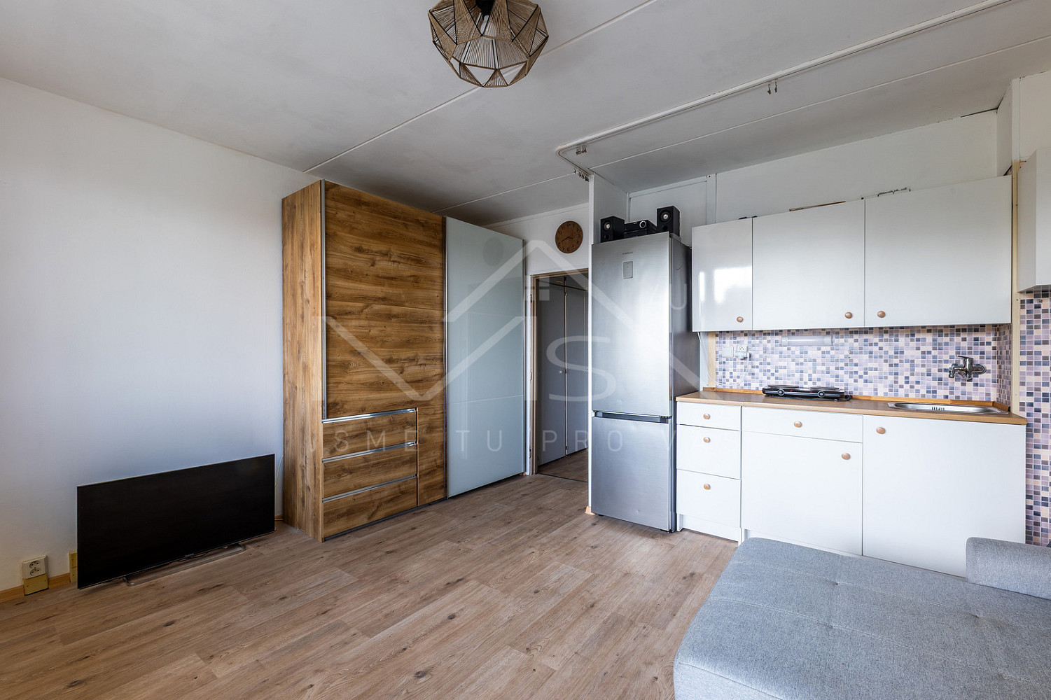 Pronájem bytu 1+kk 27 m² - Widok 3