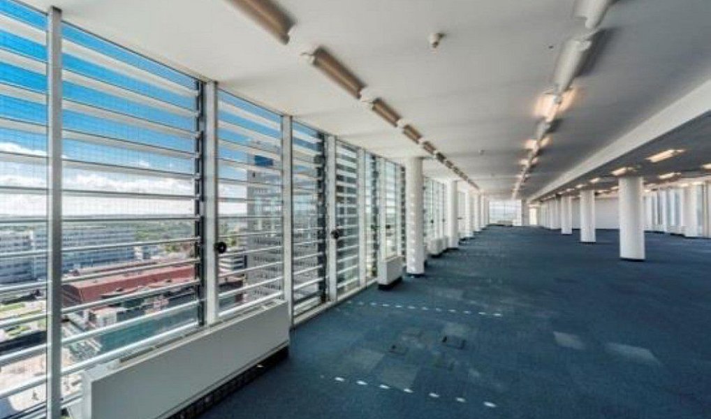 Pronájem kanceláře 463 m², Praha – náhled fotky 3