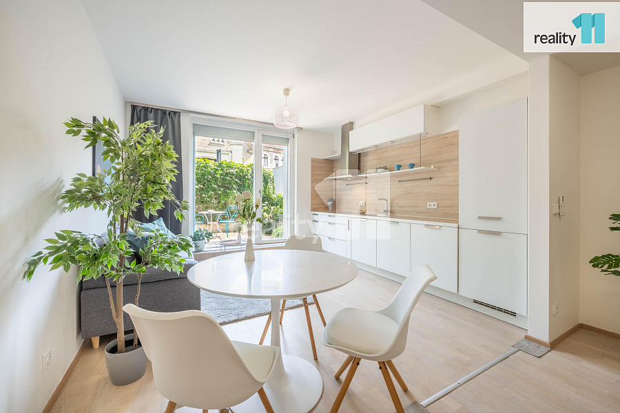 Prodej bytu 2+kk 56 m²