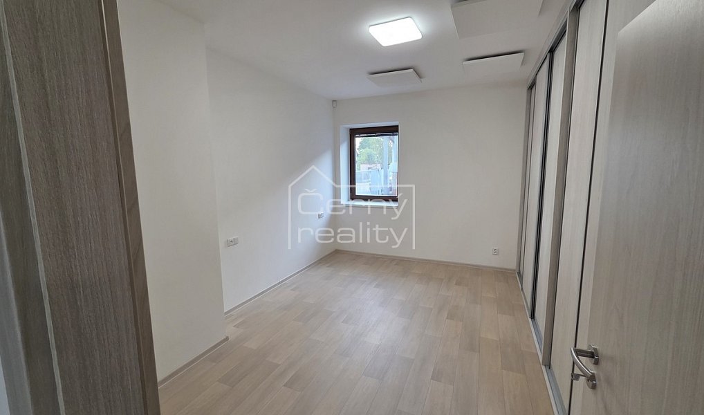 Pronájem bytu 3+kk 76 m², Sopřeč – náhled fotky 3
