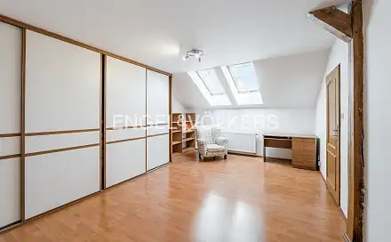 Pronájem bytu 3+kk 112 m²
