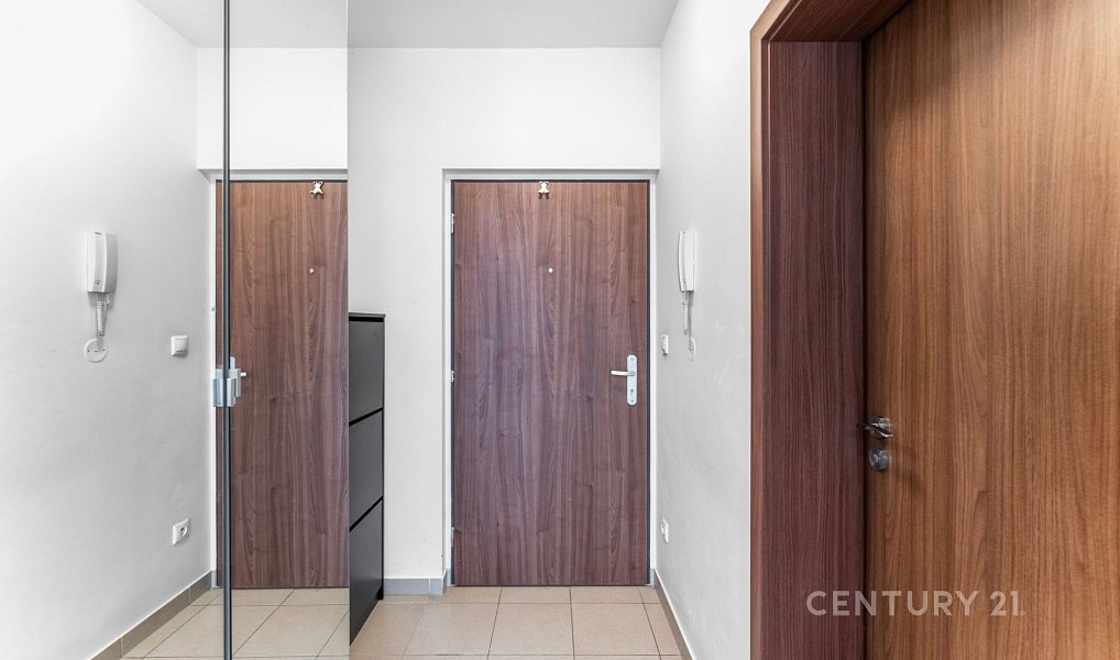 Prodej bytu 1+kk 34 m², Praha – náhled fotky 9
