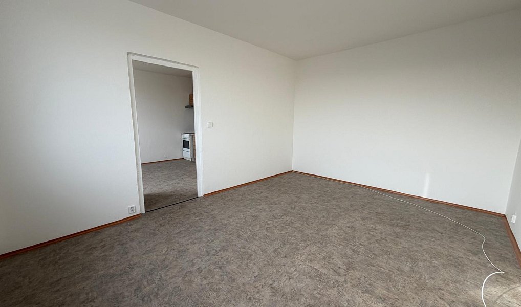 Pronájem bytu 1+1 35 m², Chomutov – náhled fotky 4