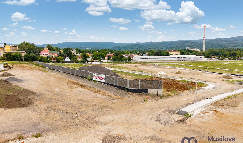 Prodej stavebního pozemku 822 m², Novosedlice – náhled fotky 26
