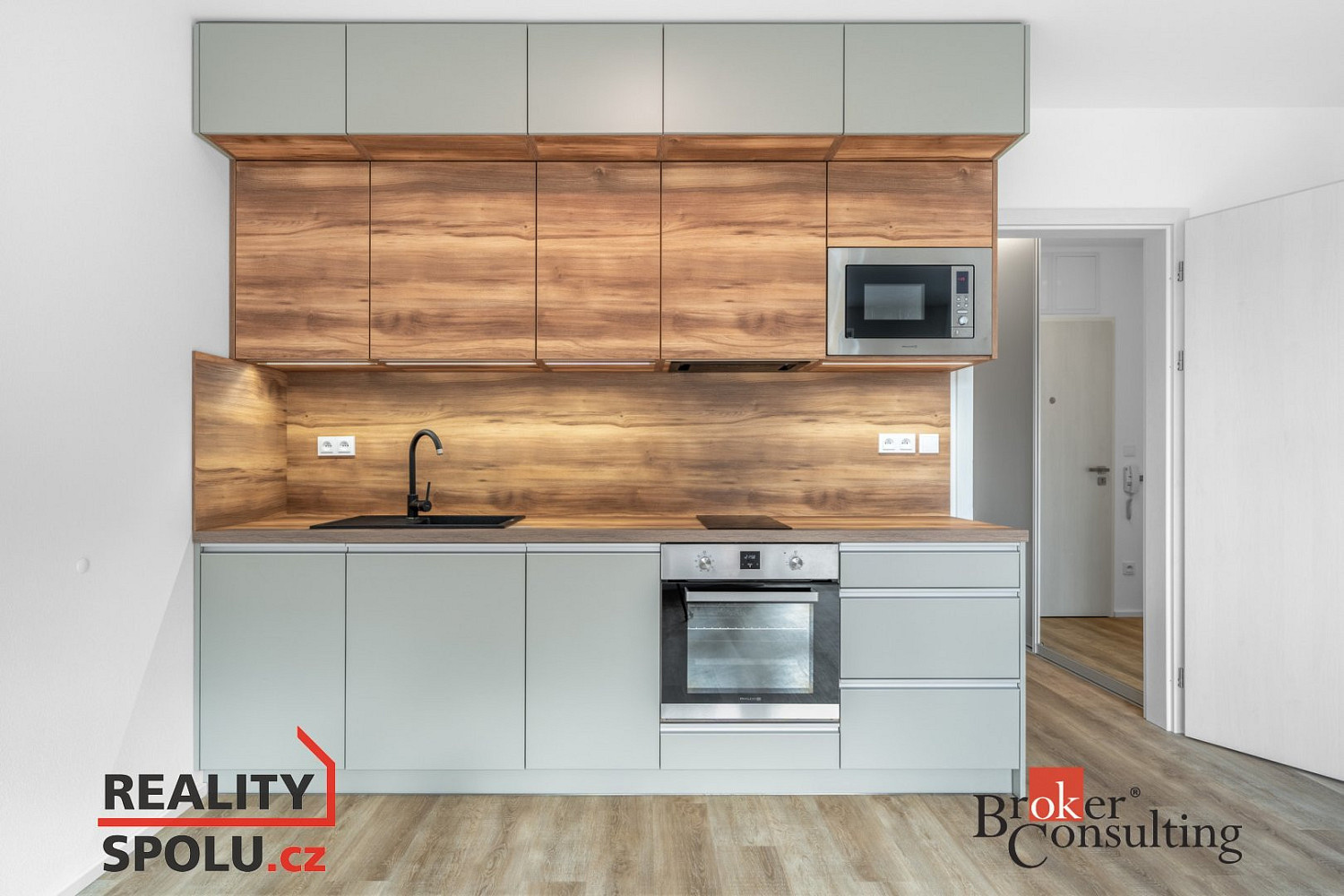 Pronájem bytu 1+kk 30 m²