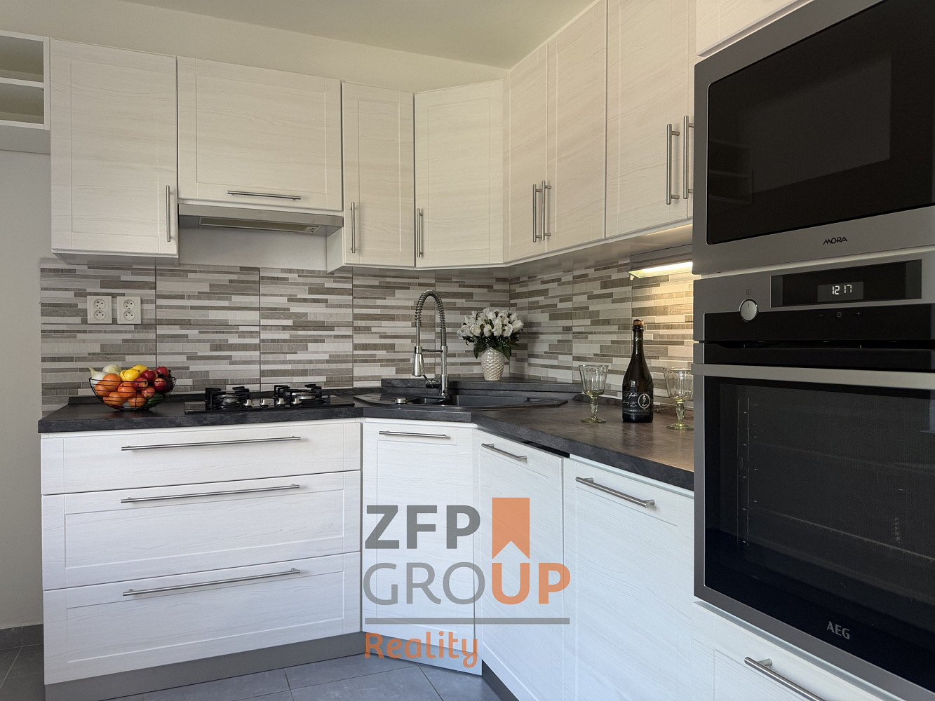 Prodej bytu 4+1 94 m² — photo 2