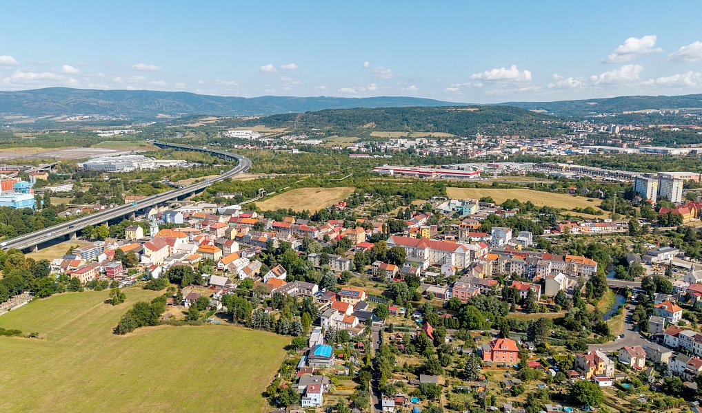 Prodej domu 150 m² s pozemkem 100 m², Trmice – náhled fotky 22