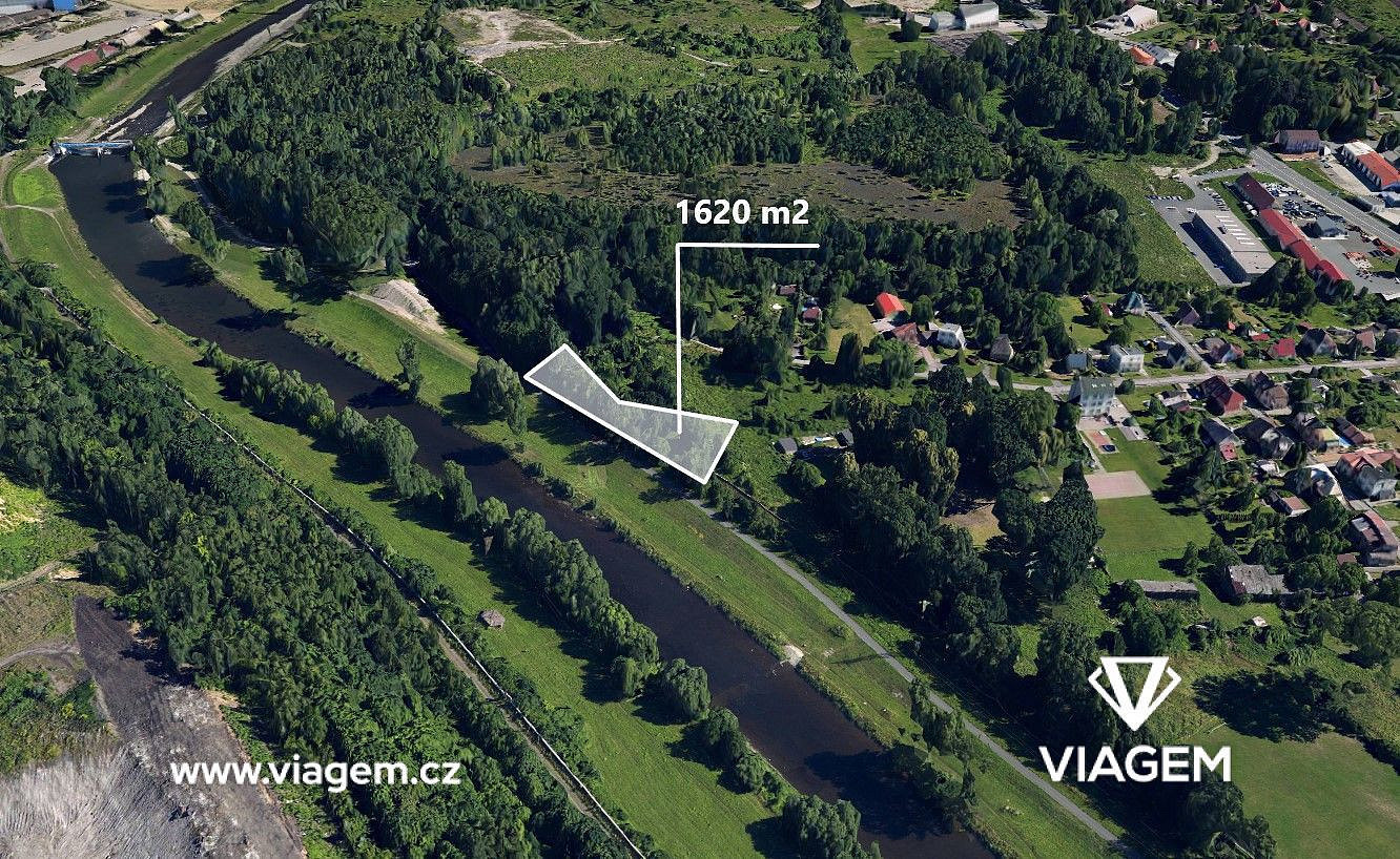 Prodej komerčního pozemku 2 432 m² – fotografie 4