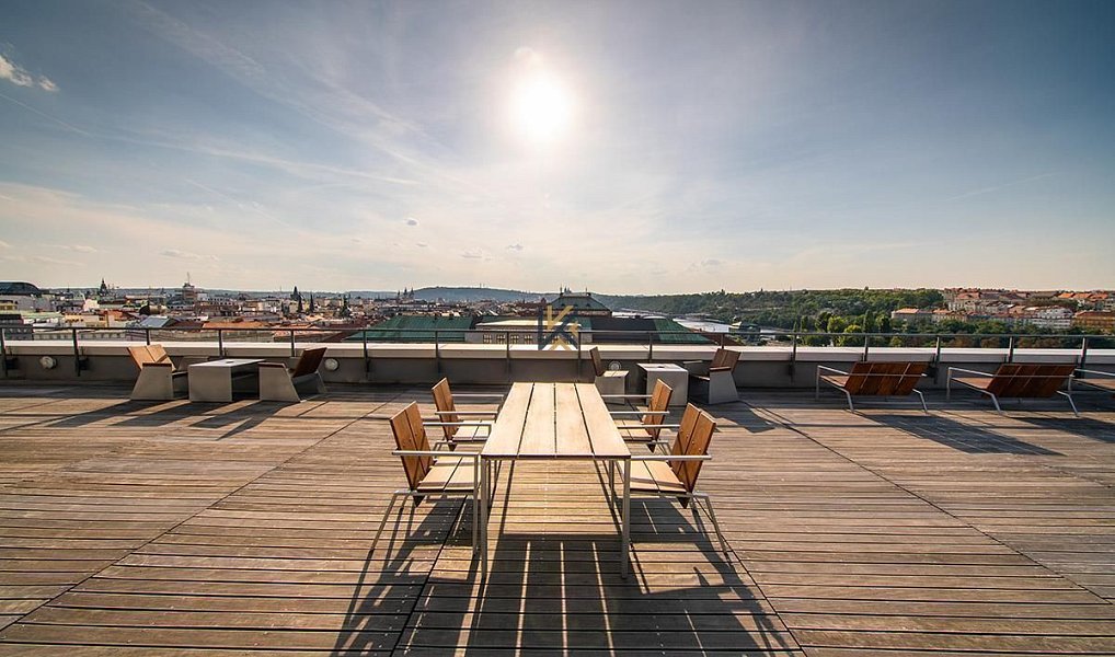 Pronájem kanceláře 1 330 m², Praha – náhled fotky 3