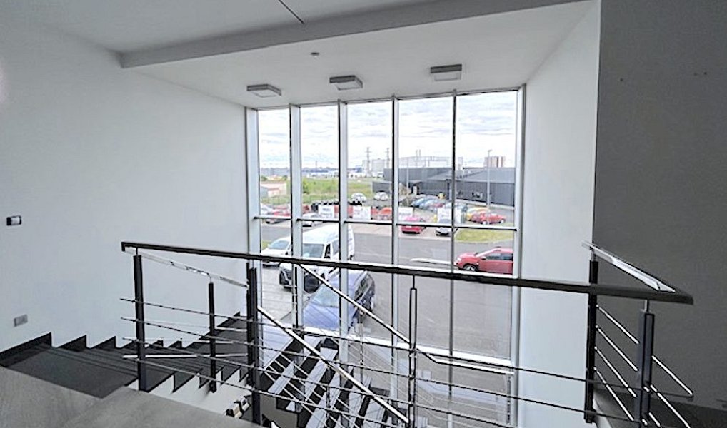 Pronájem kanceláře 360 m², Cheb – náhled fotky 10