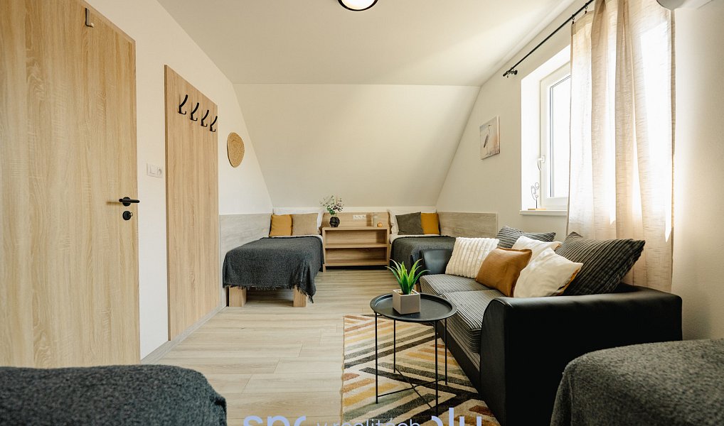 Prodej domu 73 m² s pozemkem 247 m², Milovice – náhled fotky 21