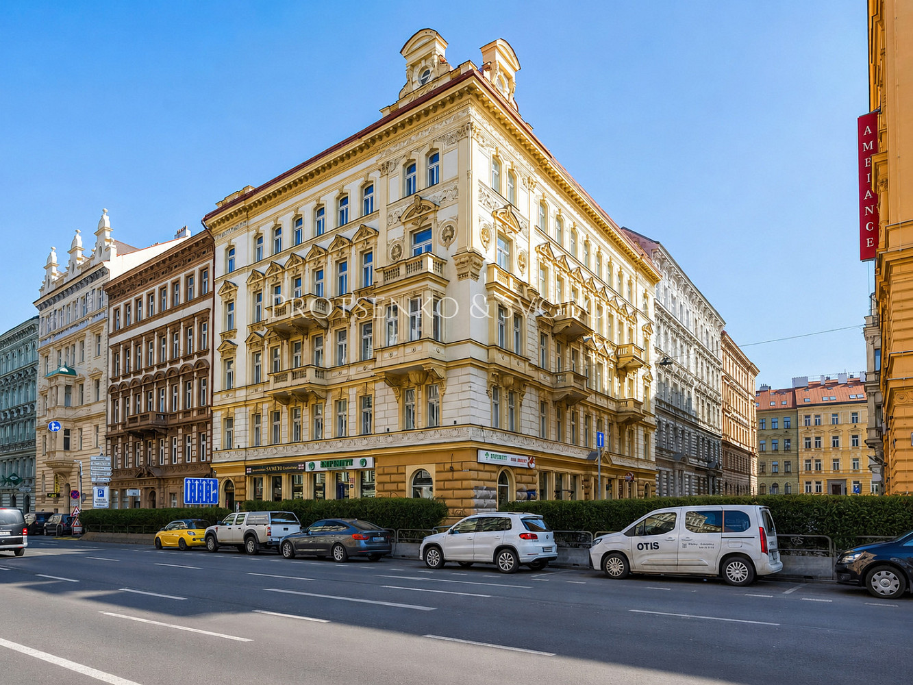 Pronájem obchodních prostor 32 m²