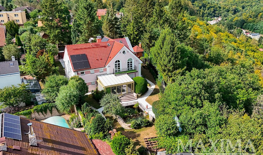 Prodej domu 297 m² s pozemkem 1 599 m², Měchenice – náhled fotky 2