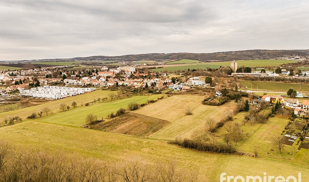 Prodej stavebního pozemku 538 m², Rousínov – náhled fotky 7