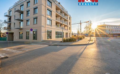 Pronájem garážového stání, 14 m2, Benešov, ul. Dukelská, Benešov