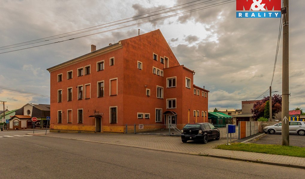Prodej domu 1 355 m² s pozemkem 1 236 m², Kravaře – náhled fotky 2