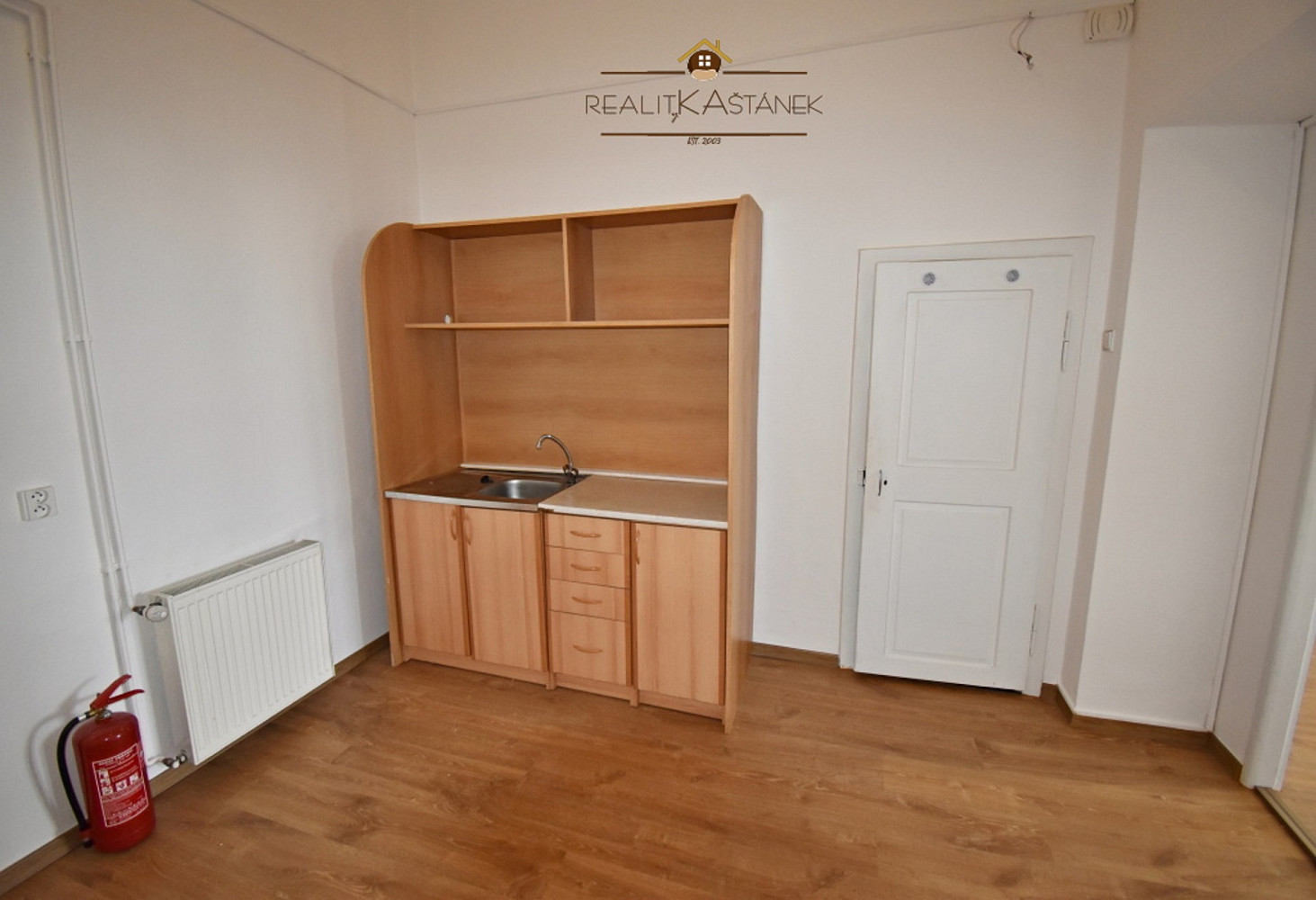 Kancelářské prostory s vlastním parkovištěm, Sokolovské nám., Liberec-centrum. – další