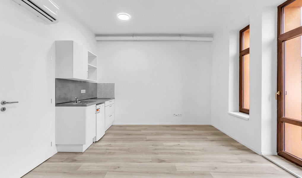 Prodej vily 375 m² s pozemkem 258 m², Vamberk – náhled fotky 4