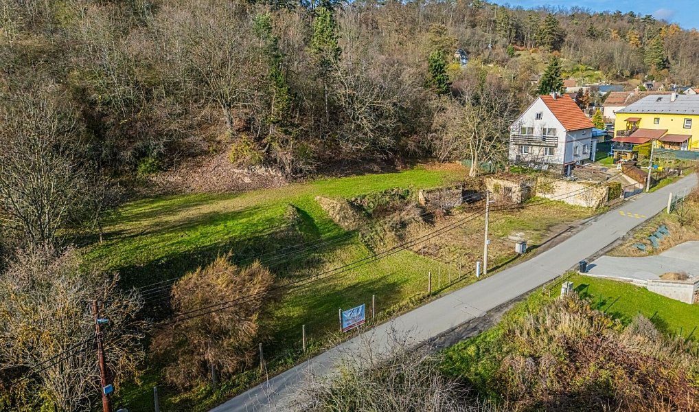 Prodej stavebního pozemku 711 m², Nelahozeves – náhled fotky 15