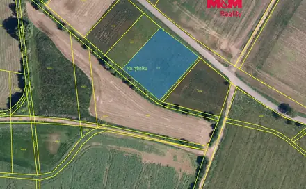 Prodej pole 39 475 m², Senorady, okres Brno-venkov