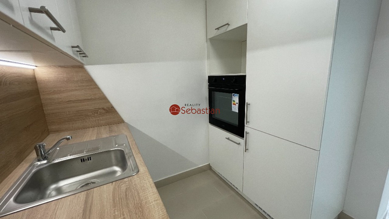 Pronájem bytu 2+1 40 m² — photo 4