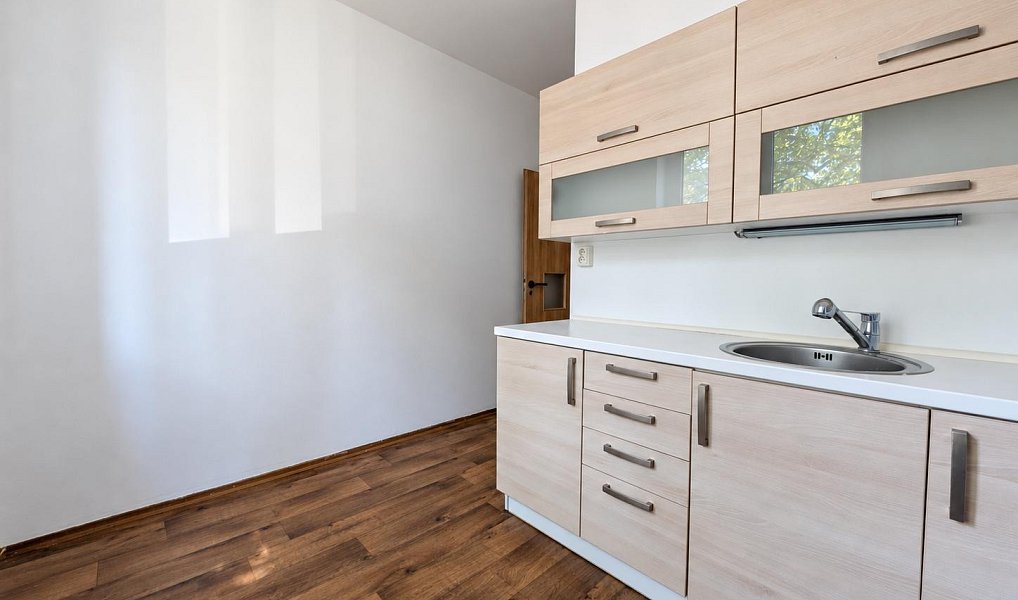 Pronájem bytu 2+1 51 m², Aš – náhled fotky 2