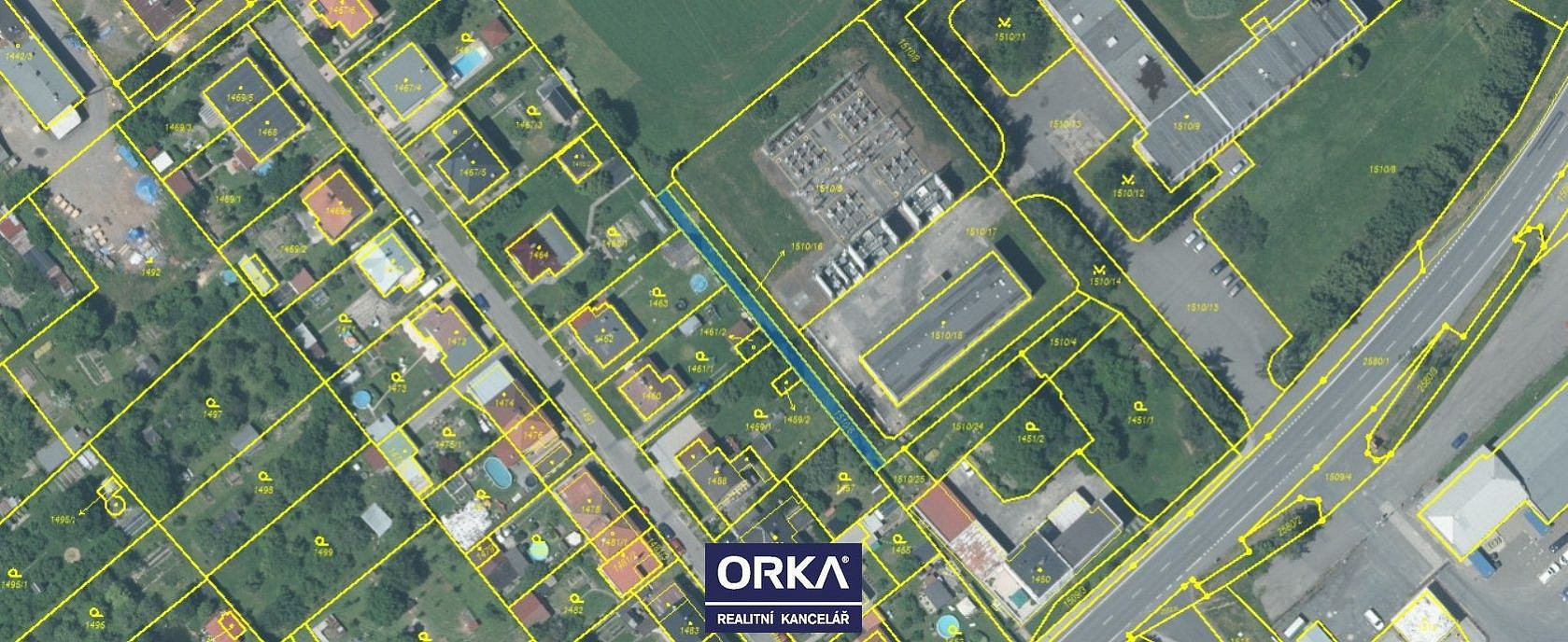 Prodej komerčního pozemku 228 m² rezervováno