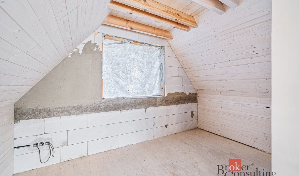 Prodej domu 78 m² s pozemkem 265 m², Losiná – náhled fotky 28