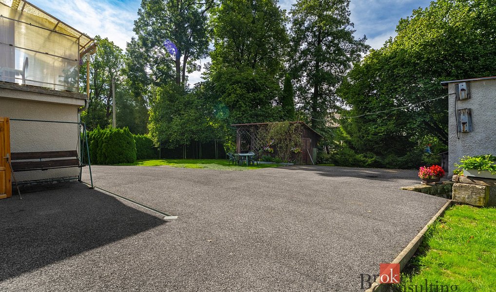 Prodej domu 184 m² s pozemkem 1 352 m², Kunratice u Cvikova – náhled fotky 8