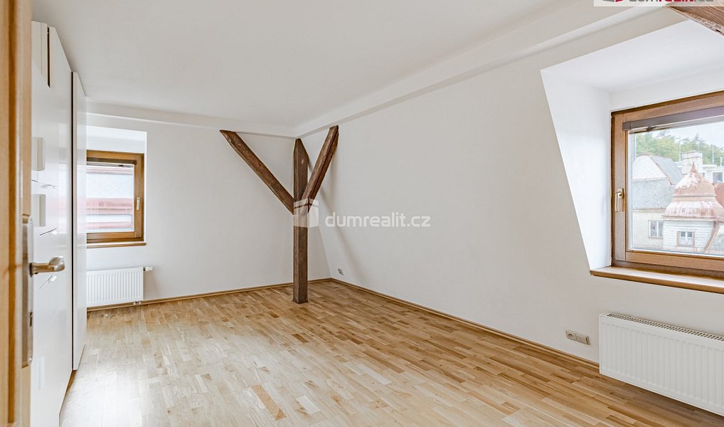 Prodej bytu 3+kk 100 m², Karlovy Vary – náhled fotky 13