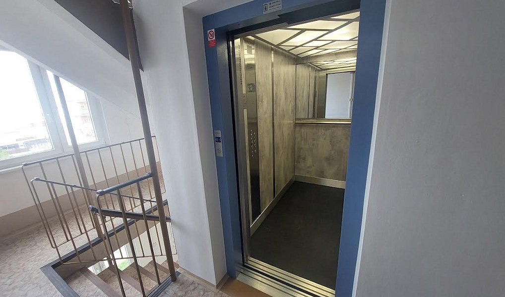 Prodej bytu 3+1 80 m², Praha – náhled fotky 2