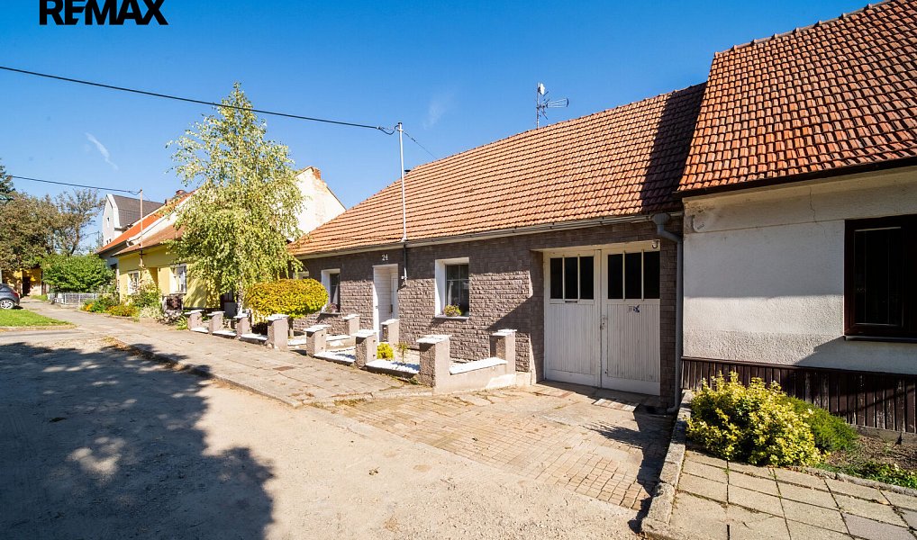 Prodej domu 280 m² s pozemkem 1 208 m², Vémyslice – náhled fotky 39