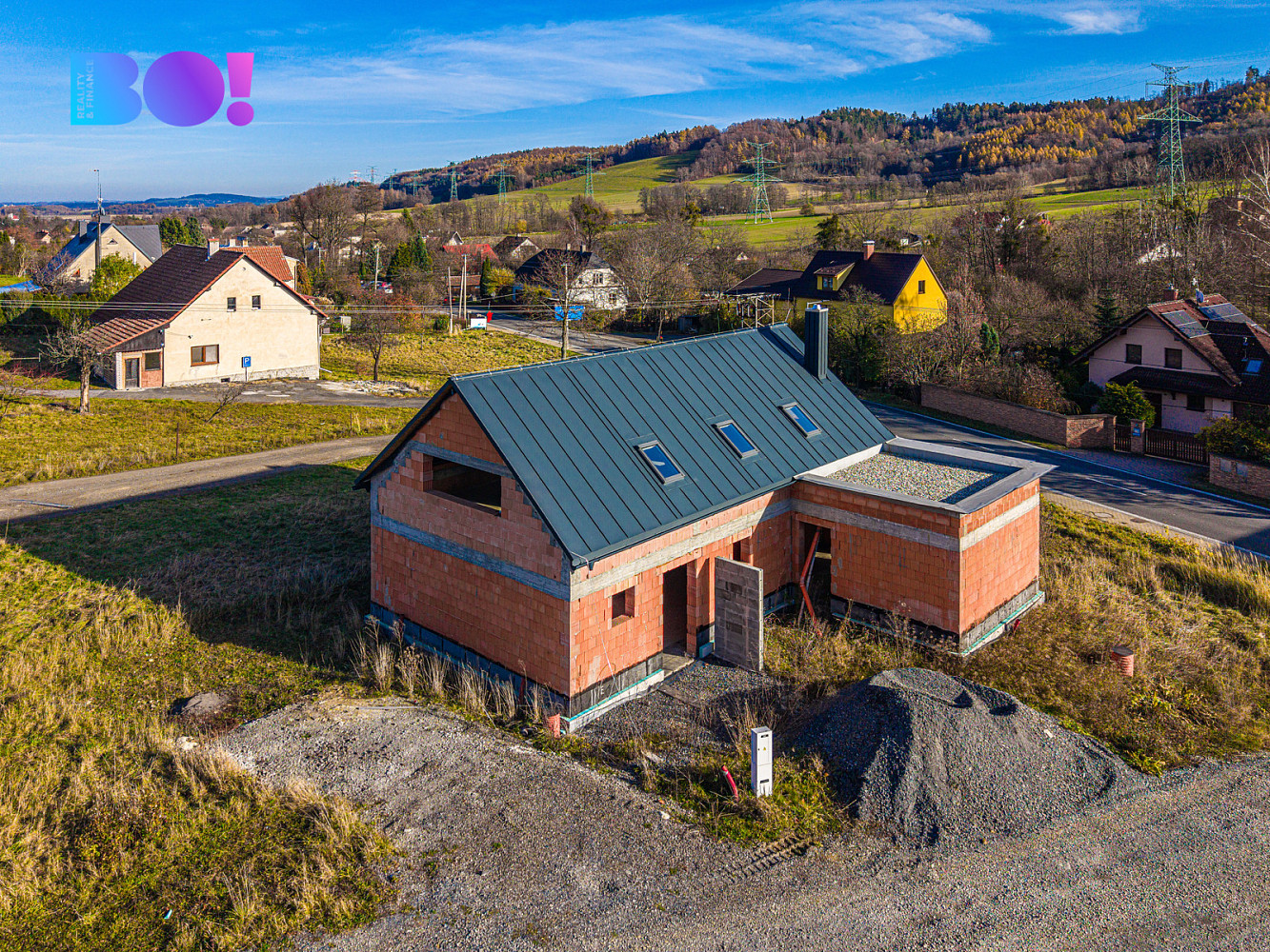Prodej domu 144 m² s pozemkem 1 303 m²