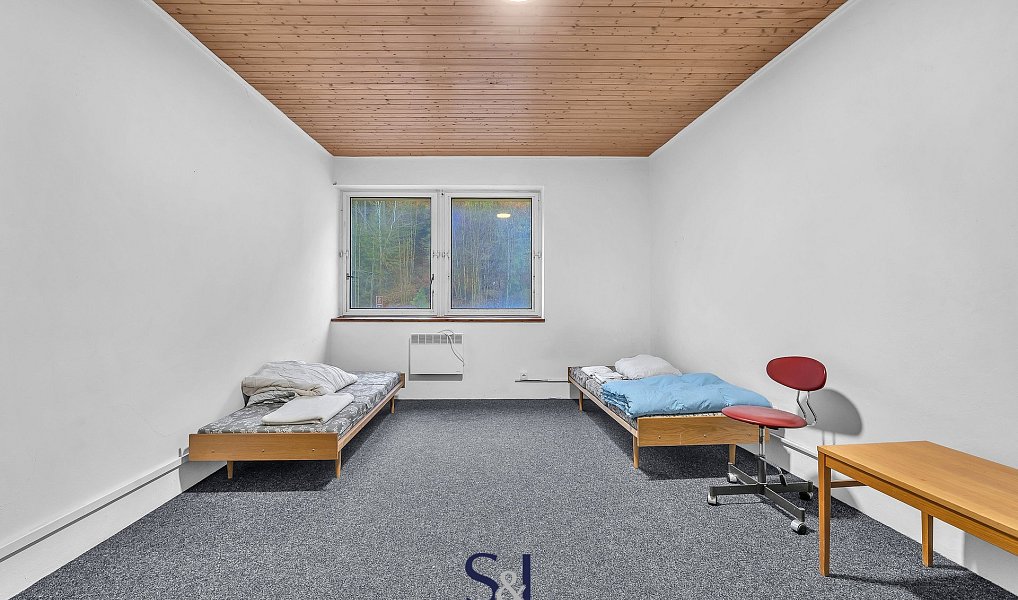 Prodej výrobních prostor 2 098 m², Železný Brod – náhled fotky 24