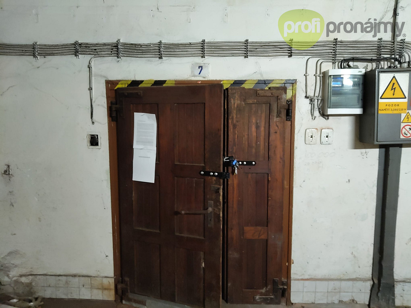 Pronájem skladového prostoru 128 m² – pohled 4