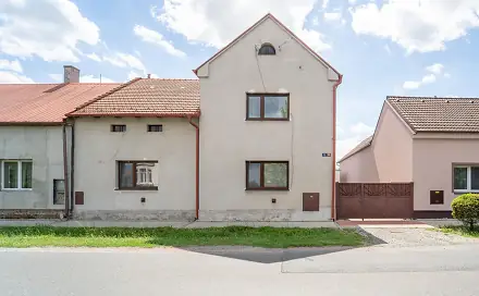 Prodej domu 152 m² s pozemkem 491 m², Novoveská, Velim, okres Kolín