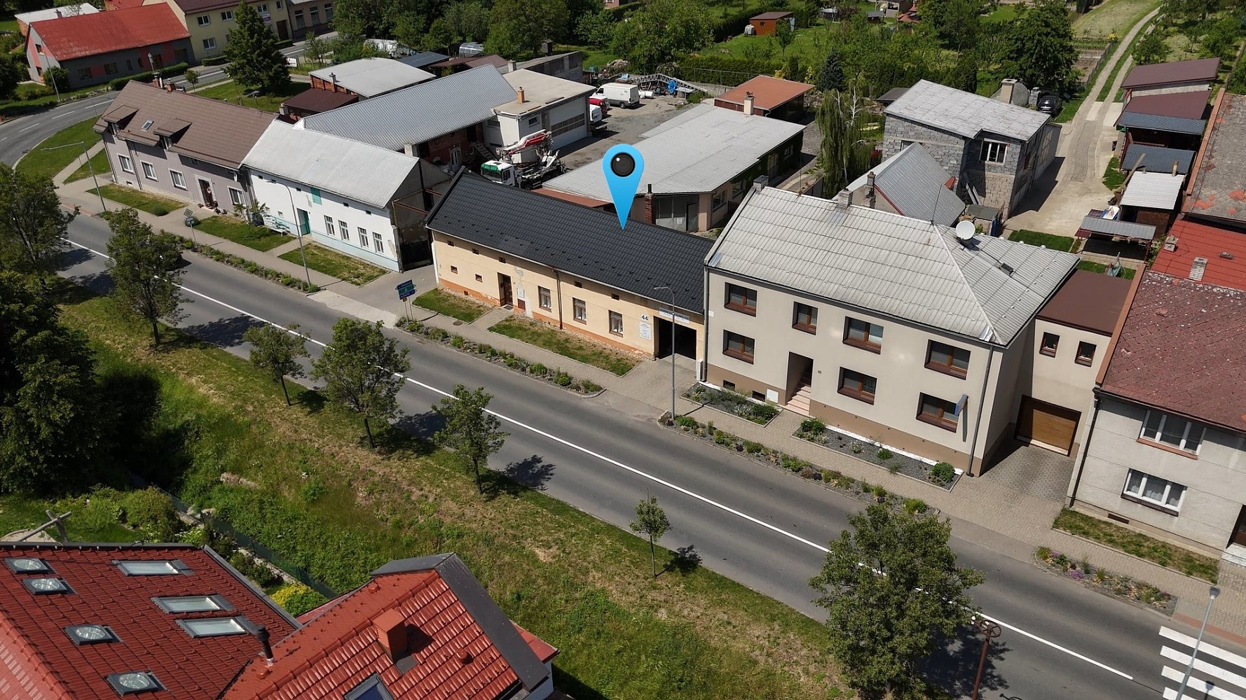 Prodej komerčního objektu (jiného typu) 1 147 m²