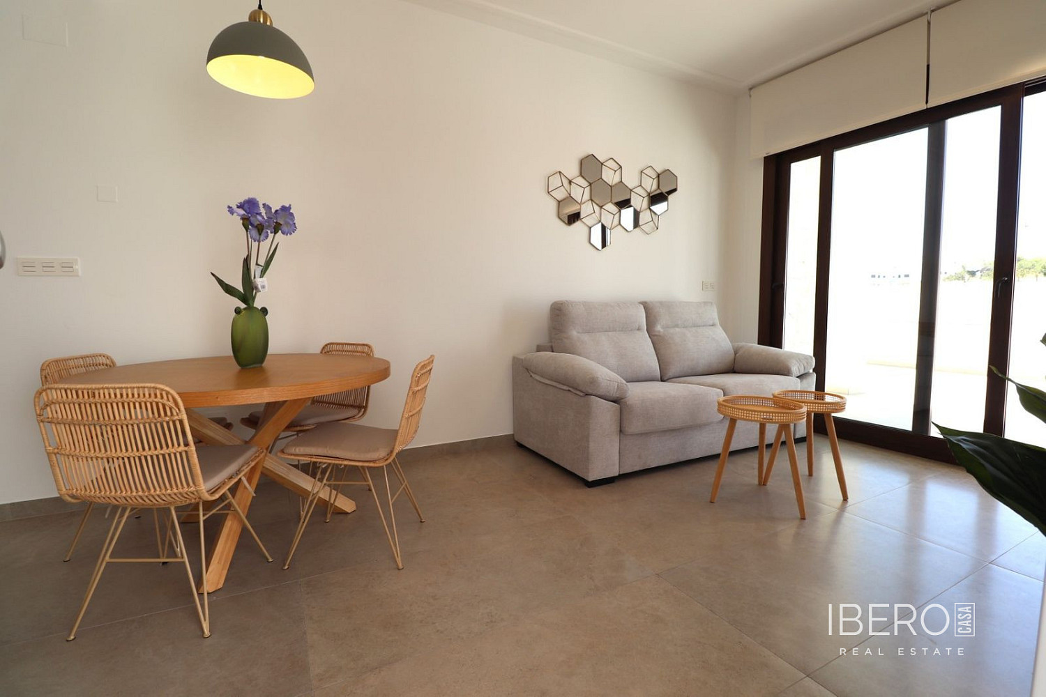 Piso 4+kk – Torrevieja, Urbanización Los Balcones - Más