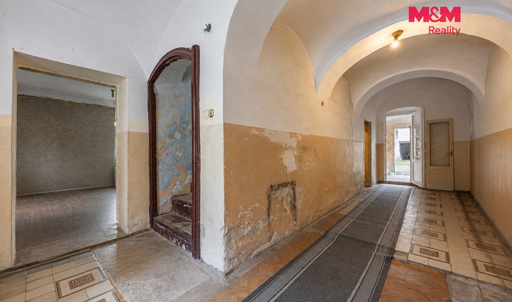 Prodej domu 424 m² s pozemkem 1 444 m², Měcholupy – náhled fotky 3